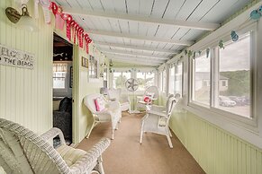 Rockport Cottage w/ Patio - Steps to Beach!
