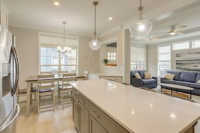 Lakeside Marblehead Home w/ Screened Patio!