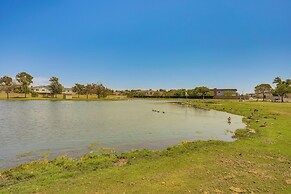 Huntington Beach Home: Fire Pit, Grill + More!