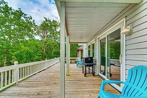 Private Island Getaway in Roanoke Rapids w/ Grill!