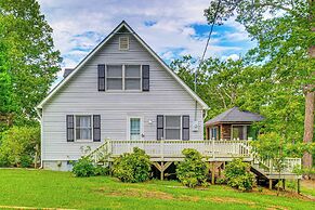 Private Island Getaway in Roanoke Rapids w/ Grill!