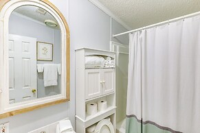 Pet-friendly Sparta Retreat: Boat Dock & Fire Pit!