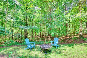 Pet-friendly Sparta Retreat: Boat Dock & Fire Pit!