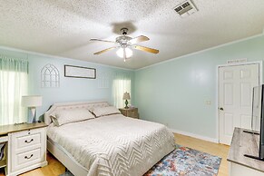 Pet-friendly Sparta Retreat: Boat Dock & Fire Pit!