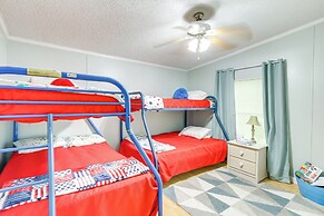 Pet-friendly Sparta Retreat: Boat Dock & Fire Pit!