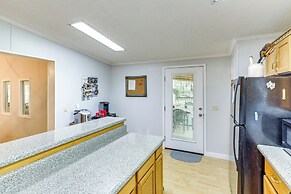 Pet-friendly Sparta Retreat: Boat Dock & Fire Pit!