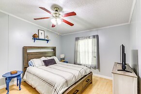 Pet-friendly Sparta Retreat: Boat Dock & Fire Pit!