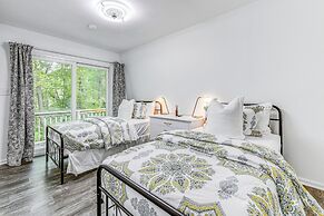 Woodsy Concord Retreat ~ 11 Mi to Nascar!