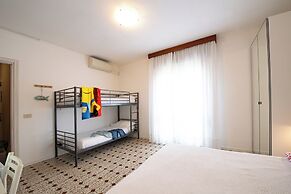 Le Petit Hotel