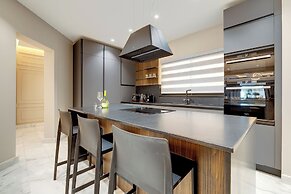 Premier Seafront Living: Ultra-luxury in Sliema