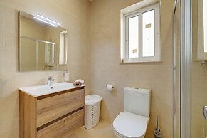 Elegant Sliema Penthouse, Panoramic Terrace