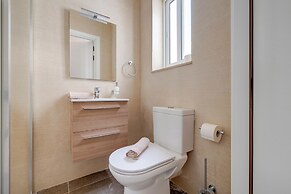 Elegant Sliema Penthouse, Panoramic Terrace