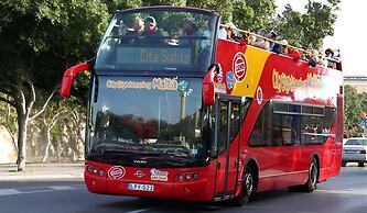 Elegant Sliema Penthouse, Panoramic Terrace