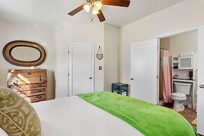 Trails Sisters-calm on the Edge of Town