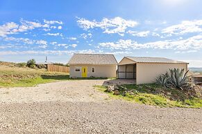 Trails Sisters-calm on the Edge of Town