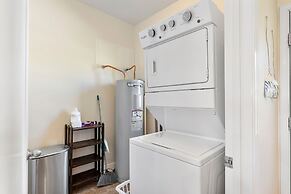 Trails Sisters-calm on the Edge of Town