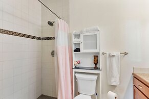 Trails Sisters-calm on the Edge of Town