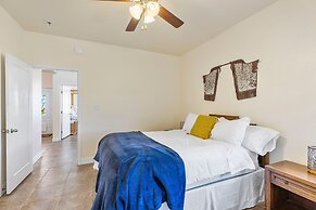 House of Trails-views and Nature on the Edge