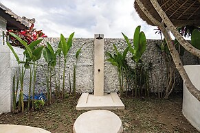 Moonlight Villa by EVDEkimi