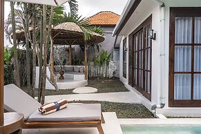 Moonlight Villa by EVDEkimi