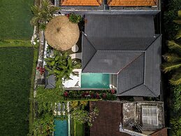 Moonlight Villa by EVDEkimi