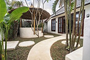 Moonlight Villa by EVDEkimi