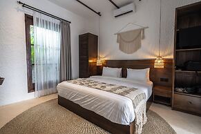 Moonlight Villa by EVDEkimi