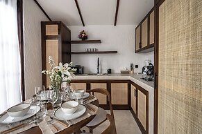 Moonlight Villa by EVDEkimi