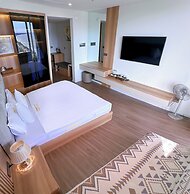 Chill Out Sea Apartment in Flamingo Hai Tien