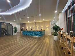 Chill Out Sea Apartment in Flamingo Hai Tien