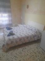 catania airport room  low cost