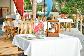 Kusini Beach Bungalows