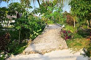 Kusini Beach Bungalows