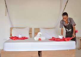 Kusini Beach Bungalows