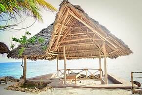 Kusini Beach Bungalows