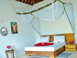 Kusini Beach Bungalows