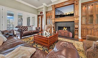 New Epic House-pool-theatre-hot Tub-game Room