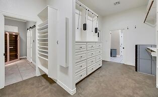 New Epic House-pool-theatre-hot Tub-game Room