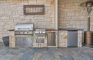 New Epic House-pool-theatre-hot Tub-game Room