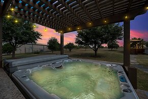 New Epic House-pool-theatre-hot Tub-game Room