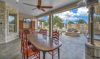 New Epic House-pool-theatre-hot Tub-game Room