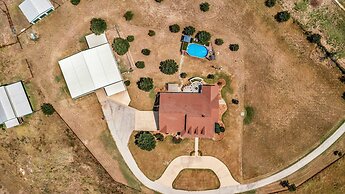 New Epic House-pool-theatre-hot Tub-game Room