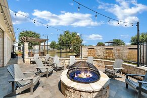 New Epic House-pool-theatre-hot Tub-game Room