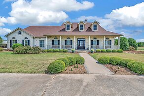New Epic House-pool-theatre-hot Tub-game Room