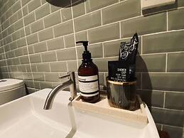 The Motuga Hostel Bangkok