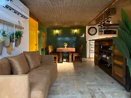 w Luxury House w Sleek Terrace in Cartagena