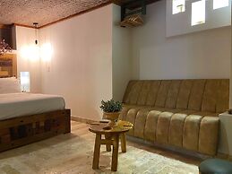 w Luxury House w Sleek Terrace in Cartagena