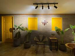 w Luxury House w Sleek Terrace in Cartagena