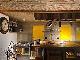 w Luxury House w Sleek Terrace in Cartagena