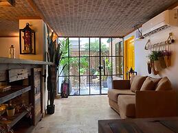 w Luxury House w Sleek Terrace in Cartagena